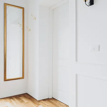 Voya Nordic Apartment-a Luxury Oasis In The Old Town Apartment *