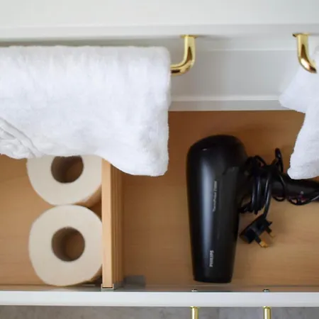Voya Nordic Apartment-a Luxury Oasis In The Old Town *